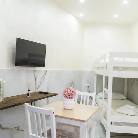 Дом отдыха Paradise House *