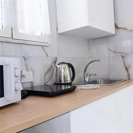 Paradise House Дом отдыха Неаполь